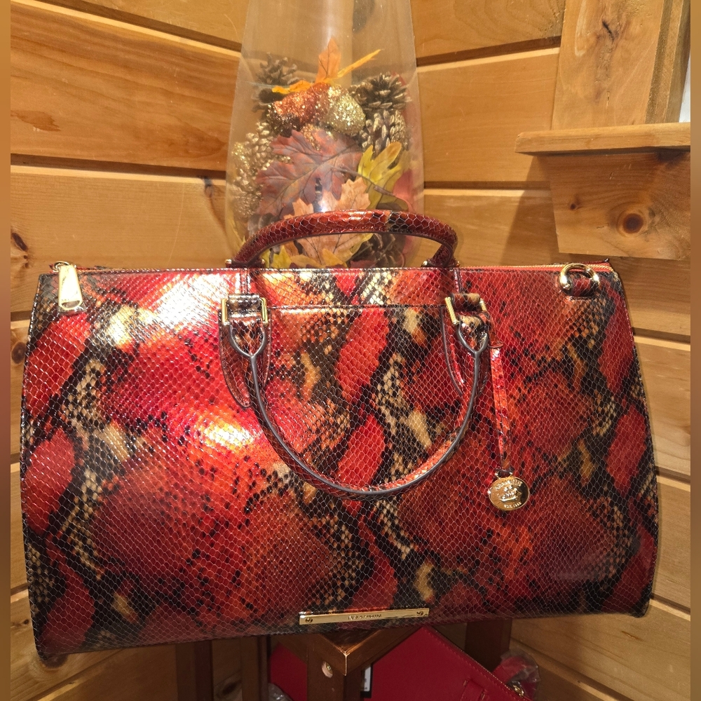 Brahmin Anywhere RARE Weekender Crimson Rosebay NWT - Picture 14 of 14